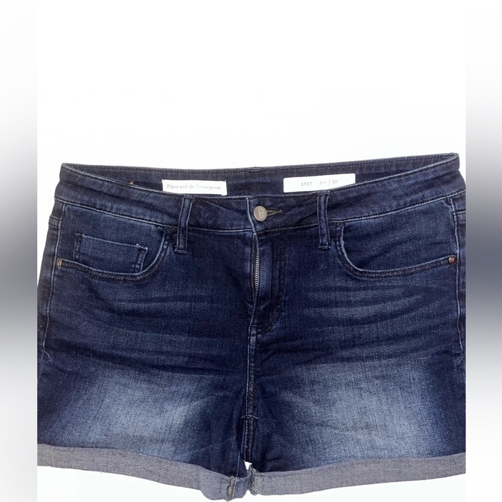 Anthropologie Pilcro denim shorts. Size 30